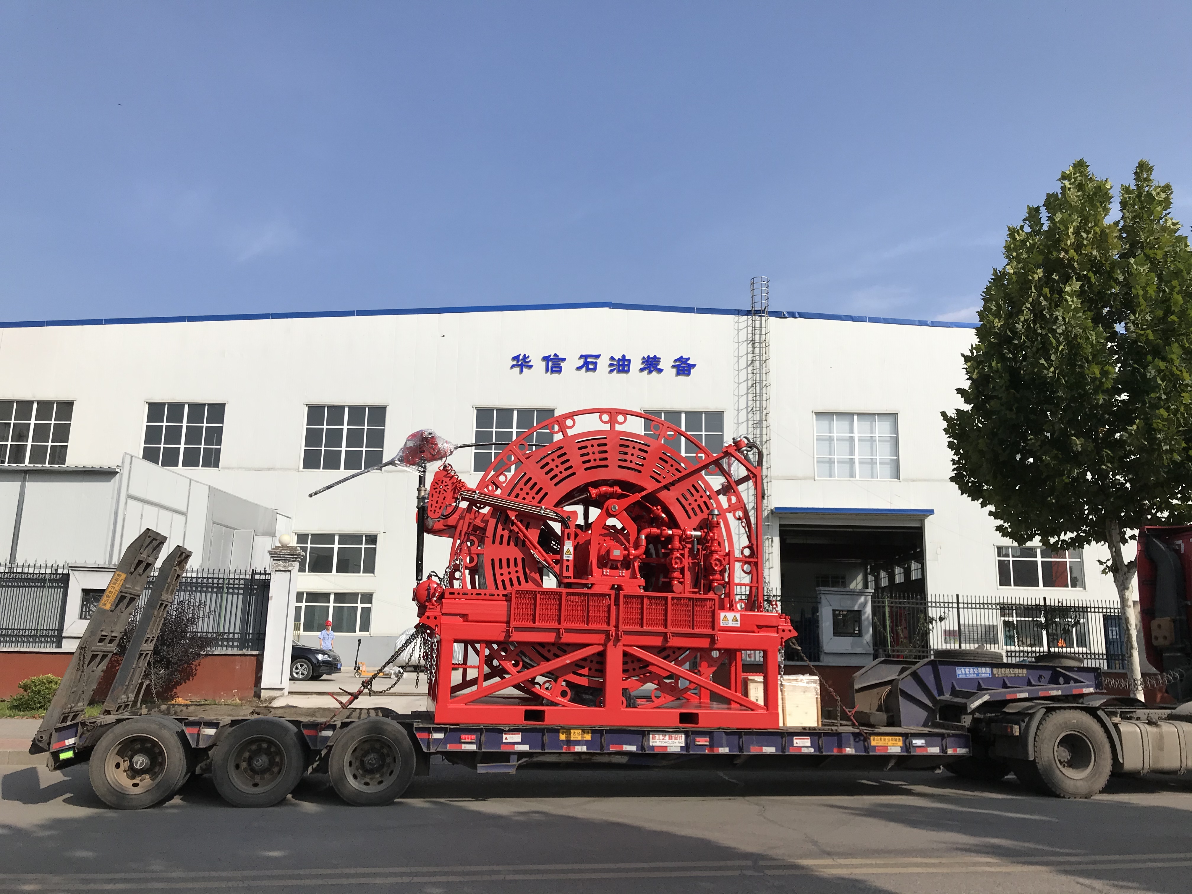 Delivery of direct drive tubing reel 